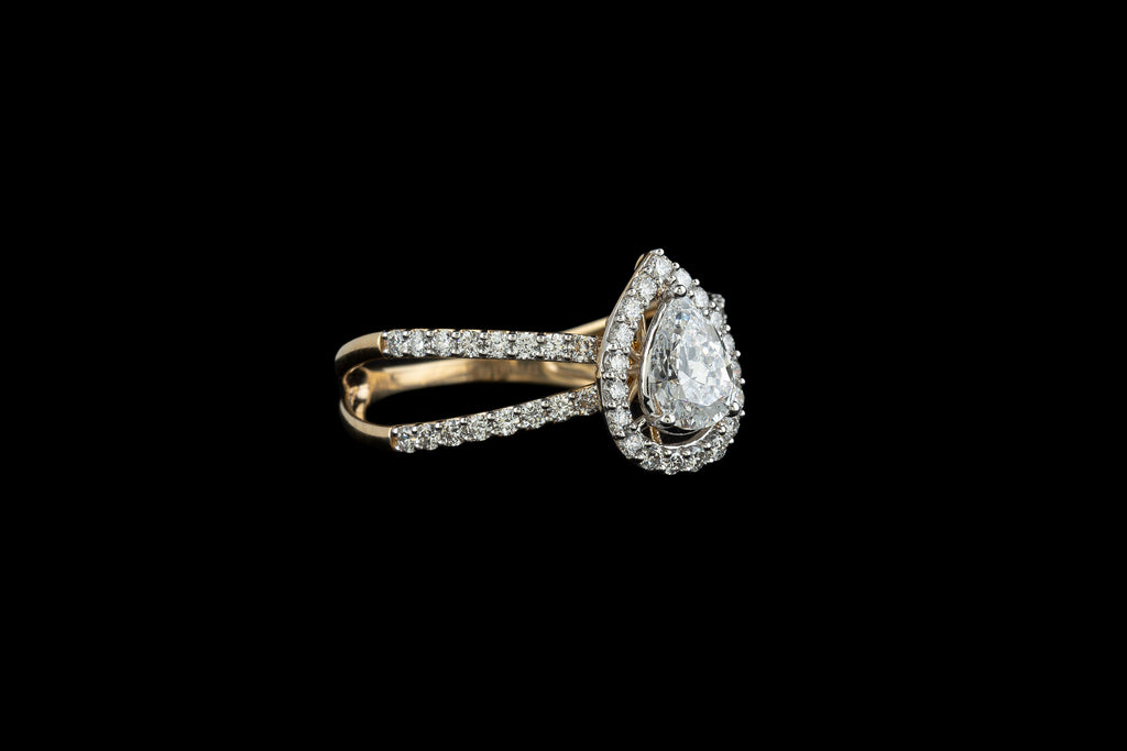 Pear Halo Split Ring
