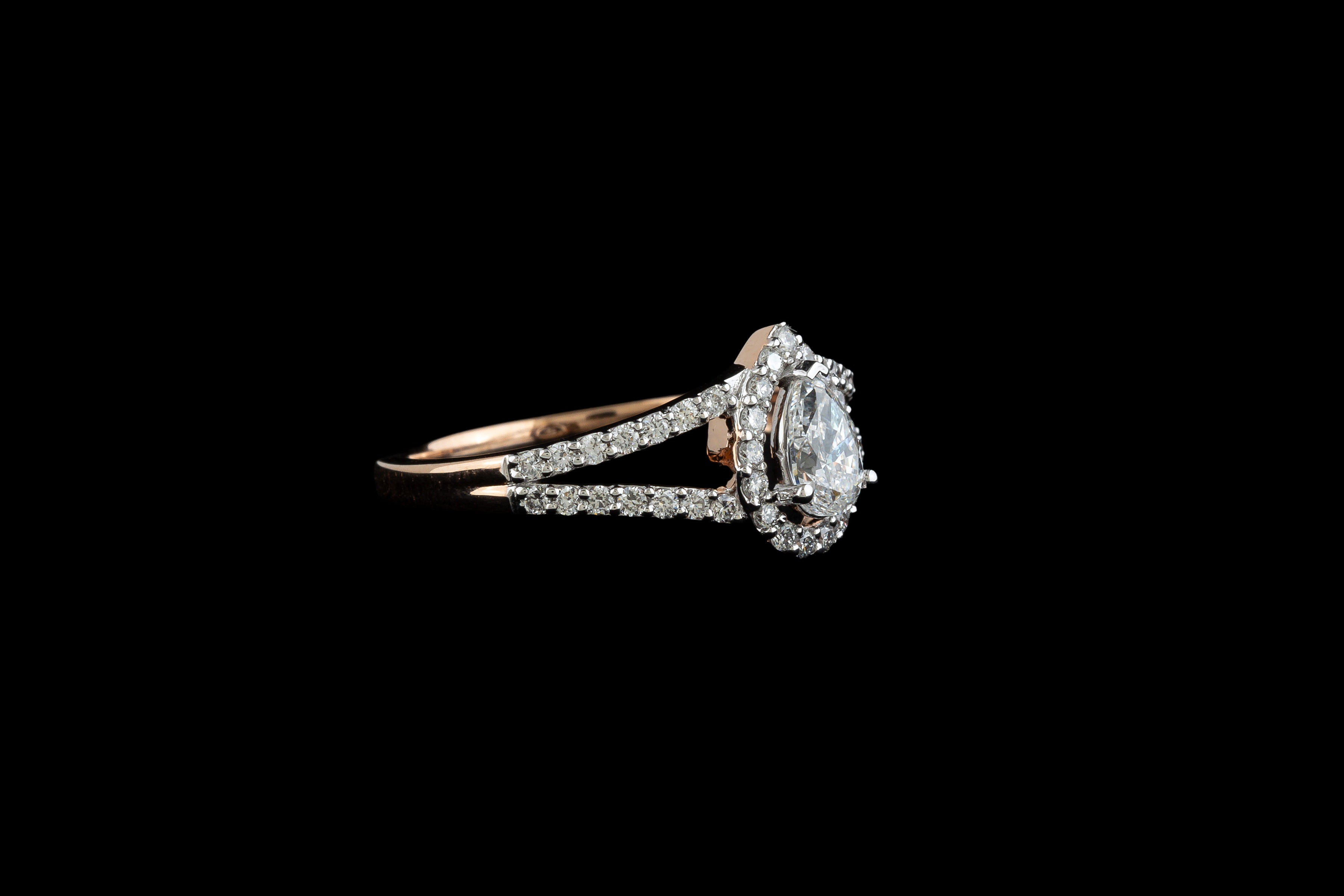 Pear Halo Split Ring