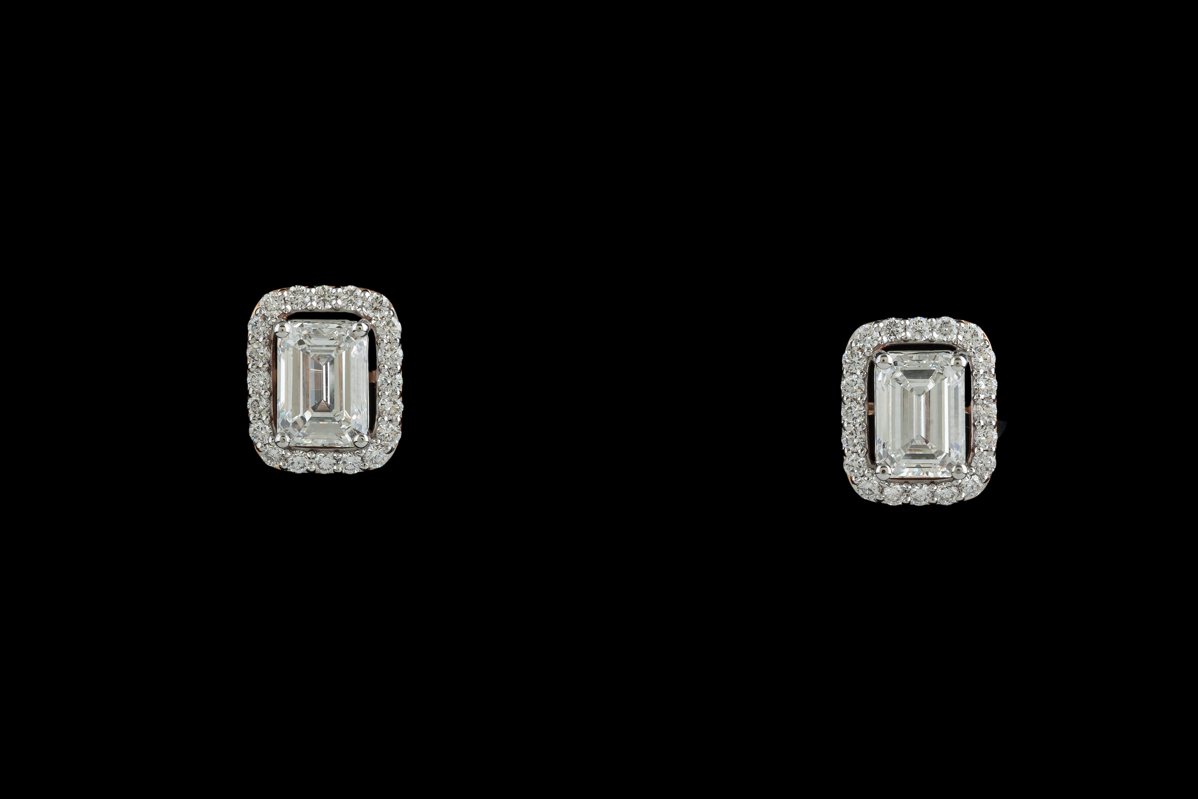 Emerald Glow Stud Earrings